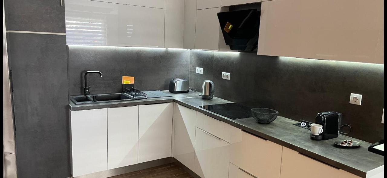 N.Cristian Apartment Budapeszt Zewnętrze zdjęcie